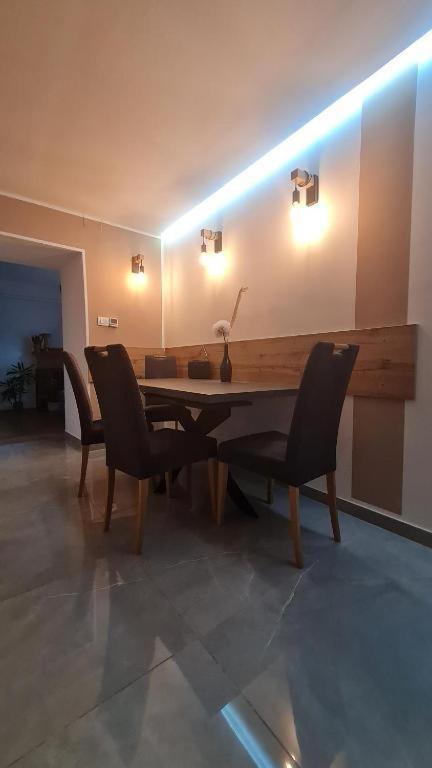 FRIZ&FANY Postojna City Center Zewnętrze zdjęcie